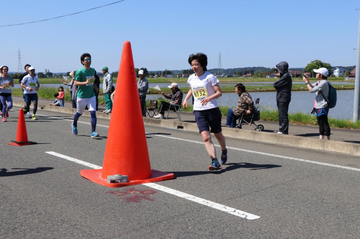 いわて奥州きらめきマラソン2018 フルマラソン5・37.5km給水/10km折り返し 2018/05/20