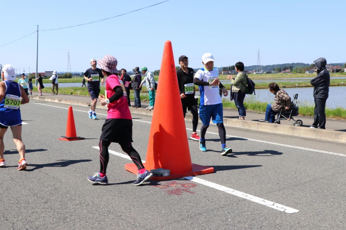いわて奥州きらめきマラソン2018 フルマラソン5・37.5km給水/10km折り返し 2018/05/20