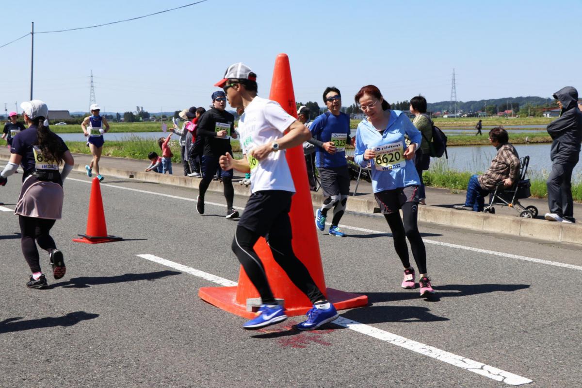 いわて奥州きらめきマラソン2018 フルマラソン5・37.5km給水/10km折り返し 2018/05/20
