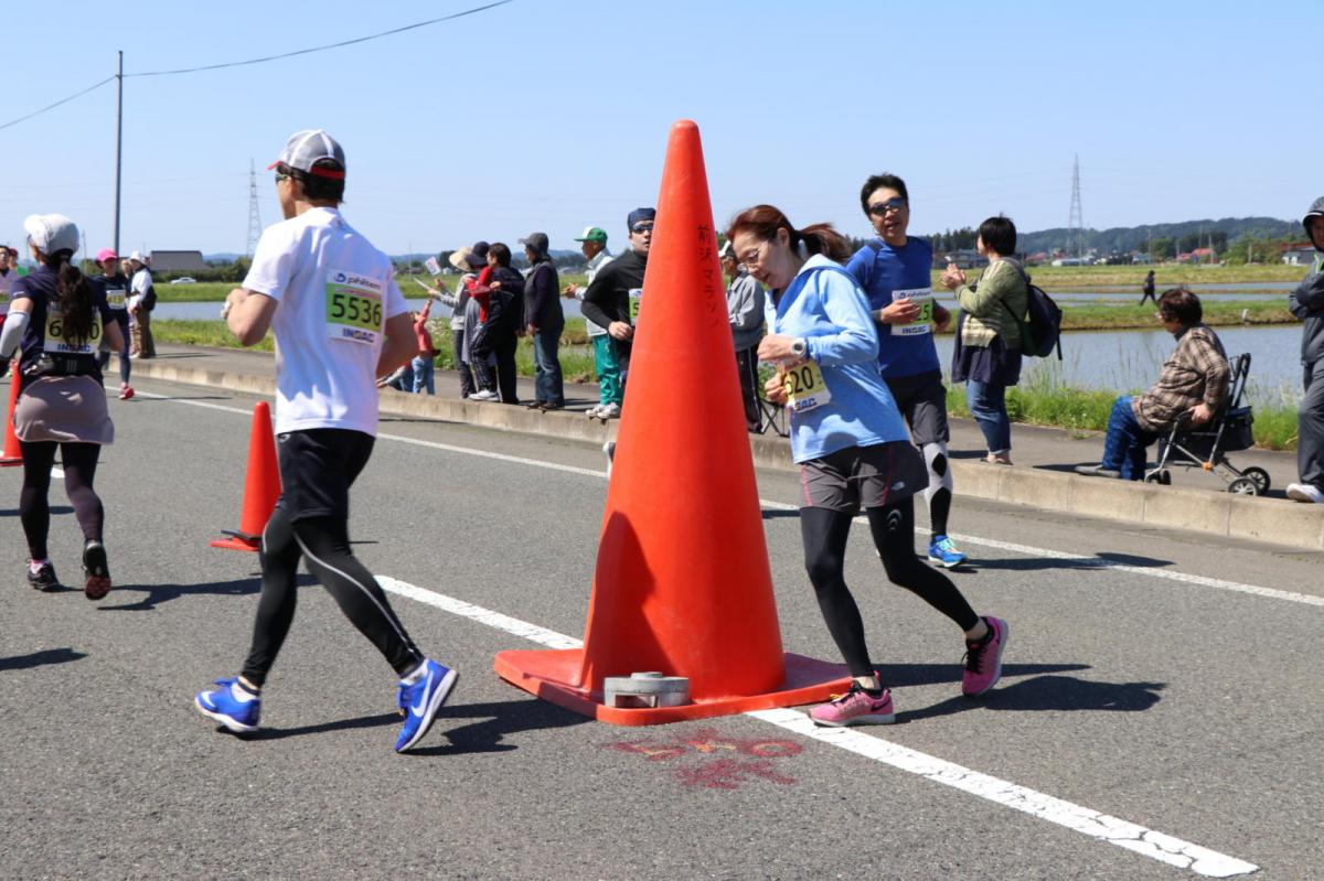 いわて奥州きらめきマラソン2018 フルマラソン5・37.5km給水/10km折り返し 2018/05/20