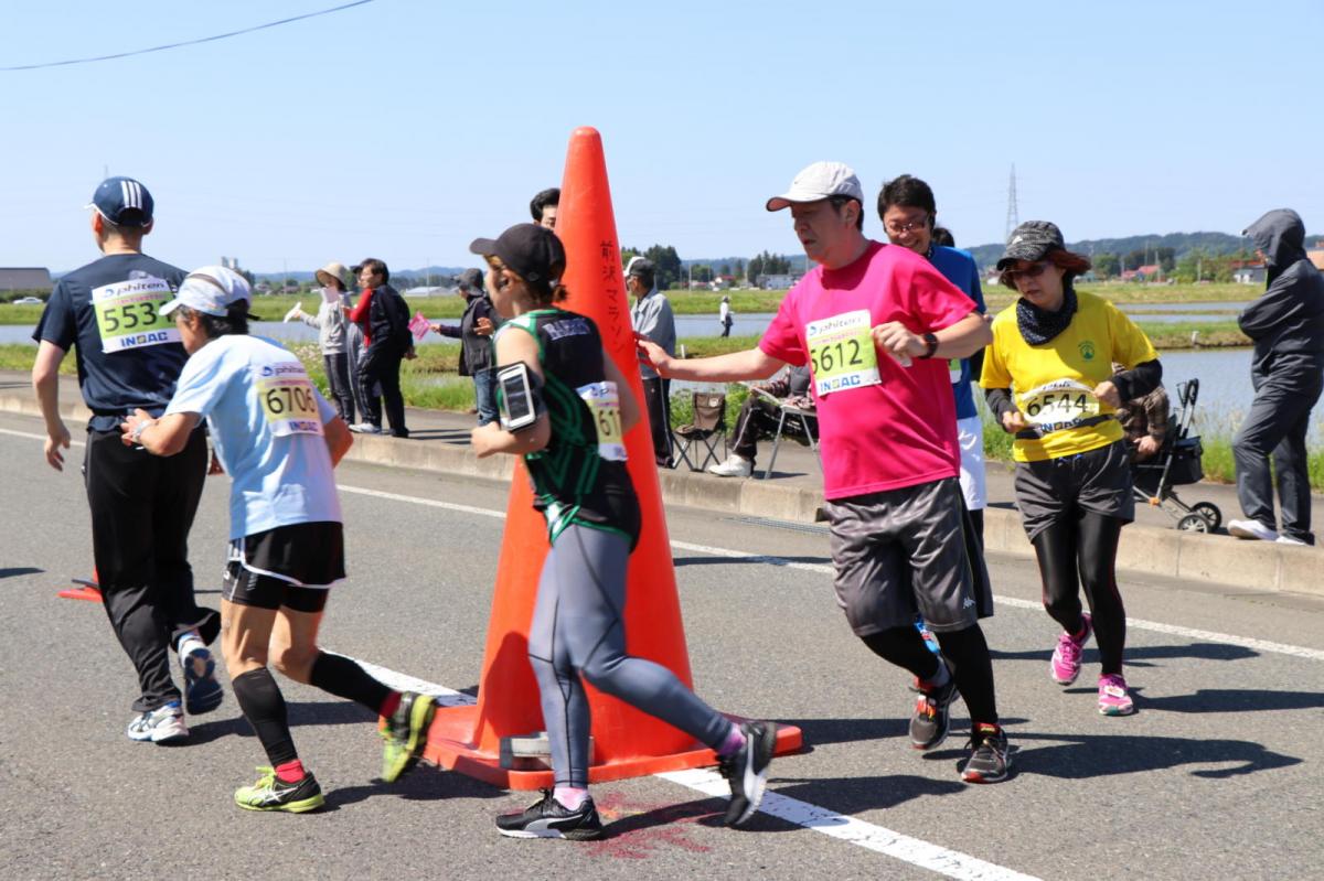 いわて奥州きらめきマラソン2018 フルマラソン5・37.5km給水/10km折り返し 2018/05/20