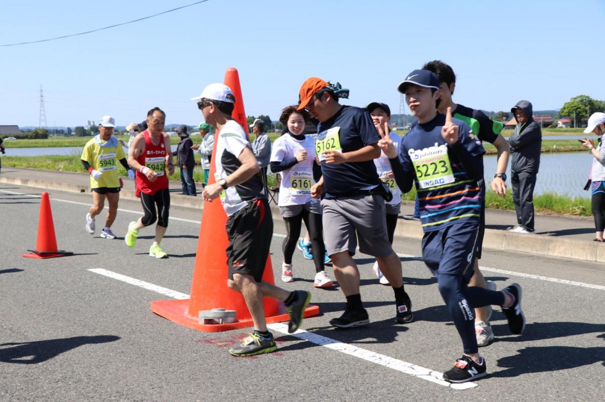 いわて奥州きらめきマラソン2018 フルマラソン5・37.5km給水/10km折り返し 2018/05/20