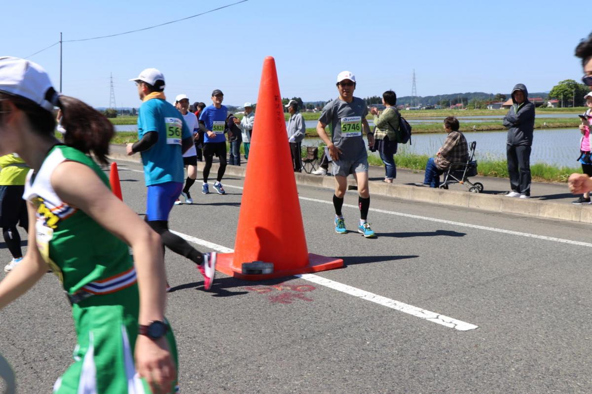いわて奥州きらめきマラソン2018 フルマラソン5・37.5km給水/10km折り返し 2018/05/20