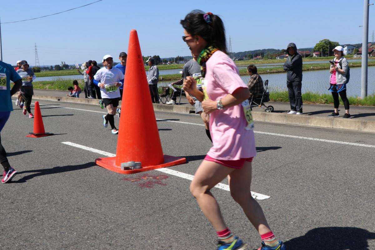 いわて奥州きらめきマラソン2018 フルマラソン5・37.5km給水/10km折り返し 2018/05/20