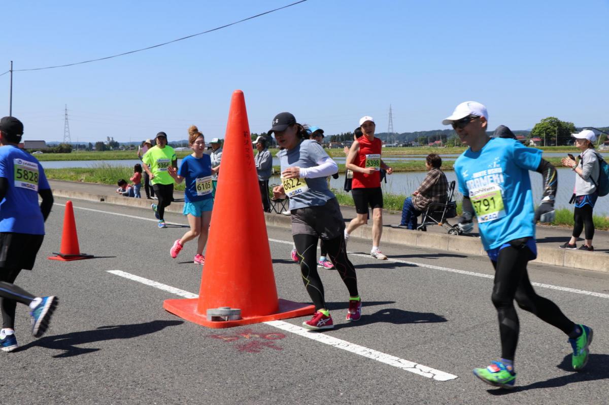 いわて奥州きらめきマラソン2018 フルマラソン5・37.5km給水/10km折り返し 2018/05/20