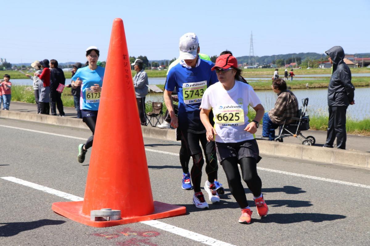 いわて奥州きらめきマラソン2018 フルマラソン5・37.5km給水/10km折り返し 2018/05/20