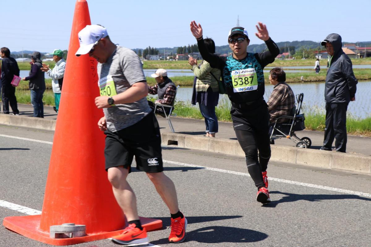 いわて奥州きらめきマラソン2018 フルマラソン5・37.5km給水/10km折り返し 2018/05/20