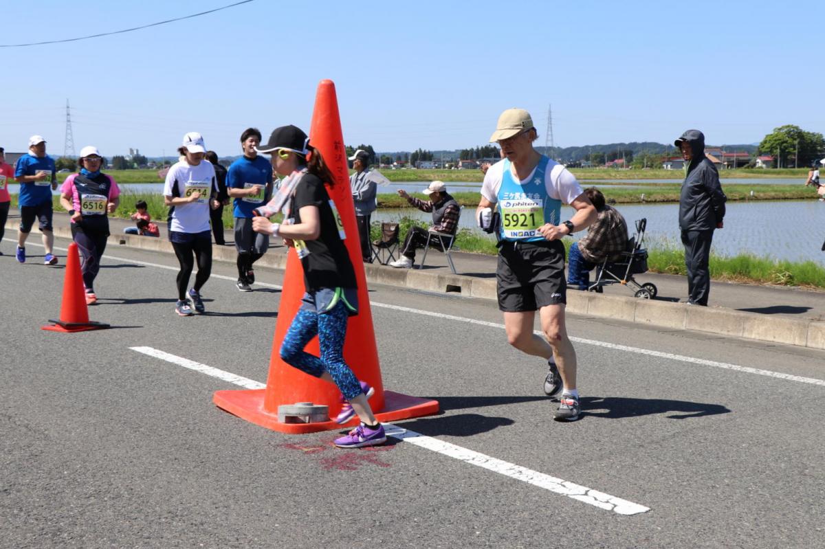 いわて奥州きらめきマラソン2018 フルマラソン5・37.5km給水/10km折り返し 2018/05/20