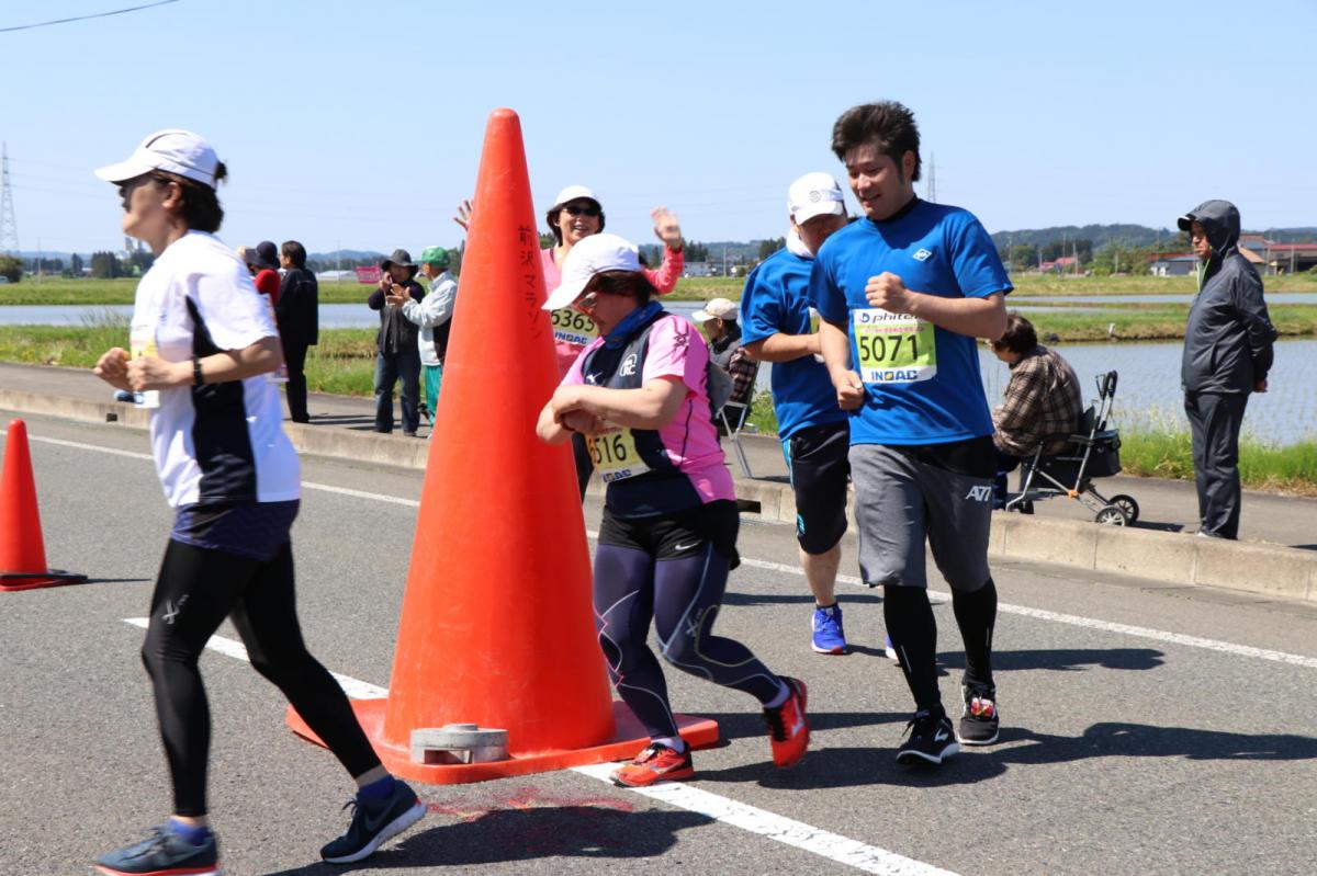 いわて奥州きらめきマラソン2018 フルマラソン5・37.5km給水/10km折り返し 2018/05/20