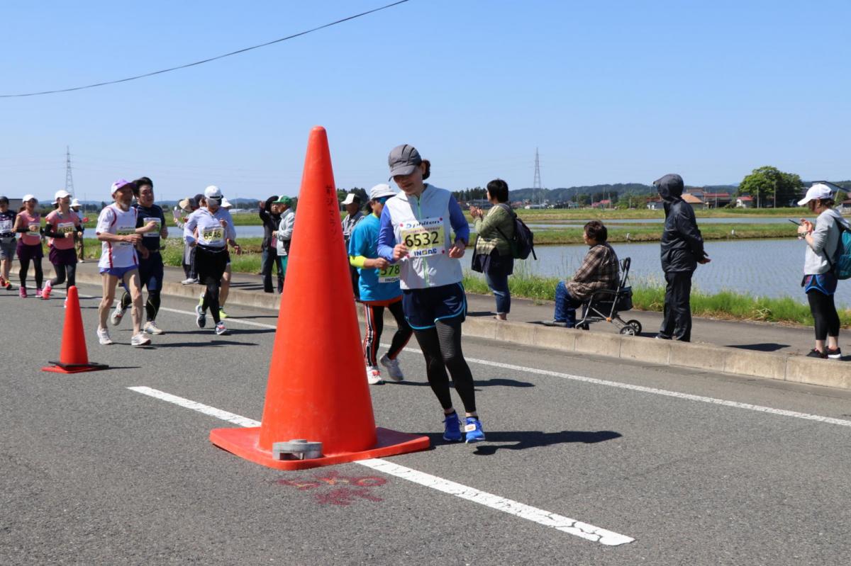 いわて奥州きらめきマラソン2018 フルマラソン5・37.5km給水/10km折り返し 2018/05/20