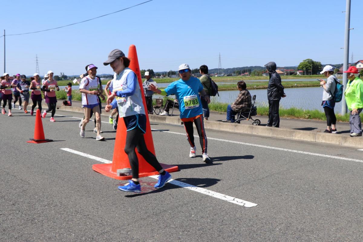 いわて奥州きらめきマラソン2018 フルマラソン5・37.5km給水/10km折り返し 2018/05/20