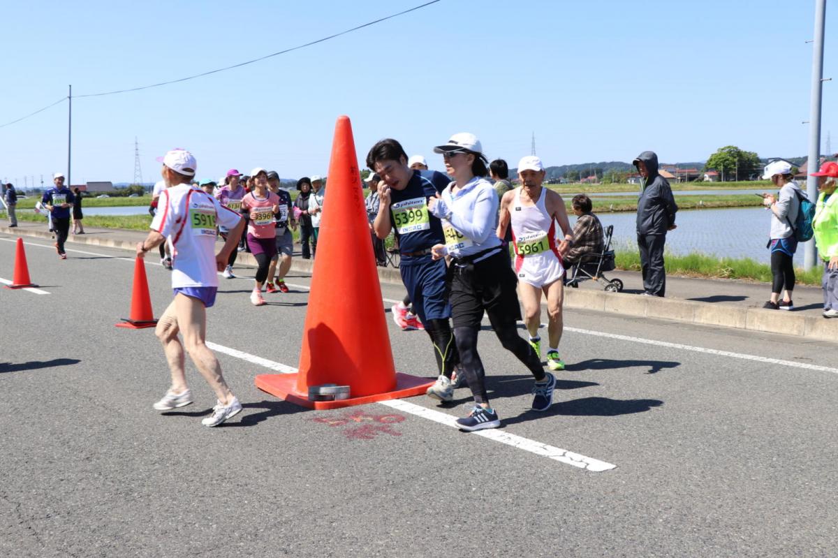 いわて奥州きらめきマラソン2018 フルマラソン5・37.5km給水/10km折り返し 2018/05/20