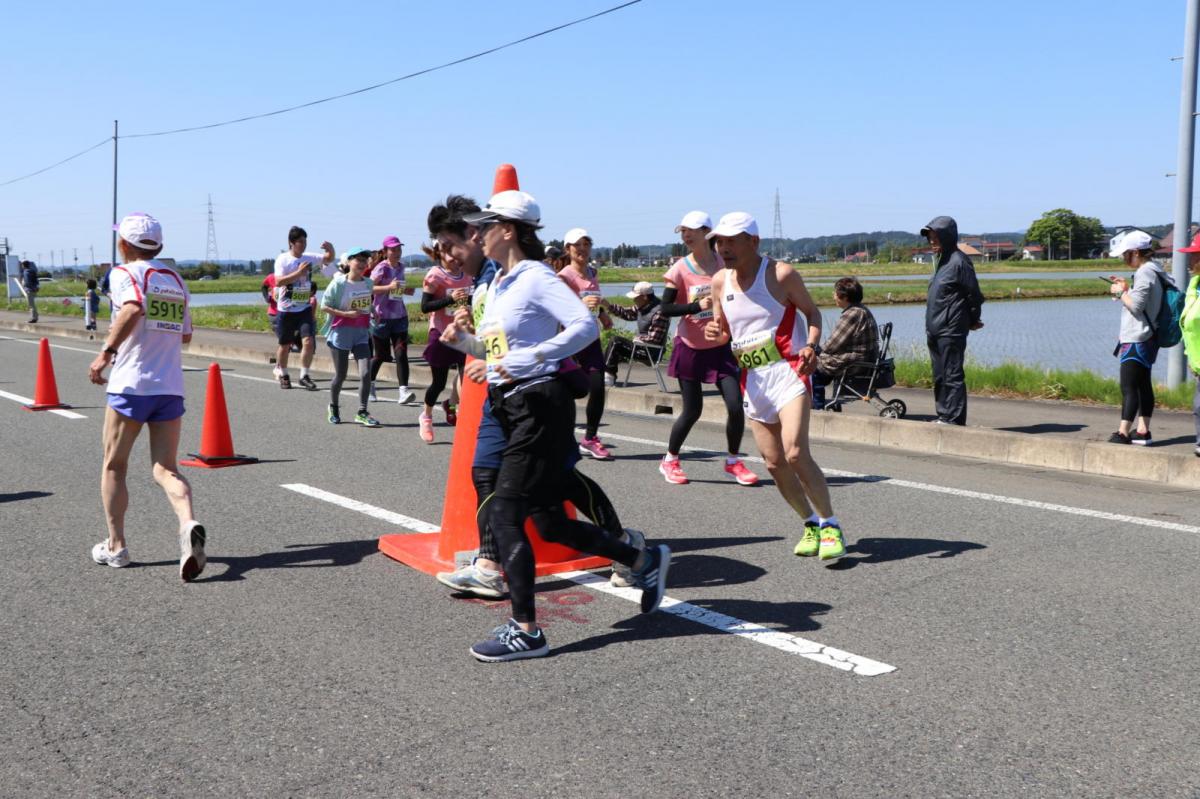いわて奥州きらめきマラソン2018 フルマラソン5・37.5km給水/10km折り返し 2018/05/20