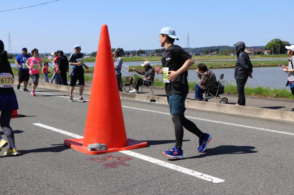 いわて奥州きらめきマラソン2018 フルマラソン5・37.5km給水/10km折り返し 2018/05/20
