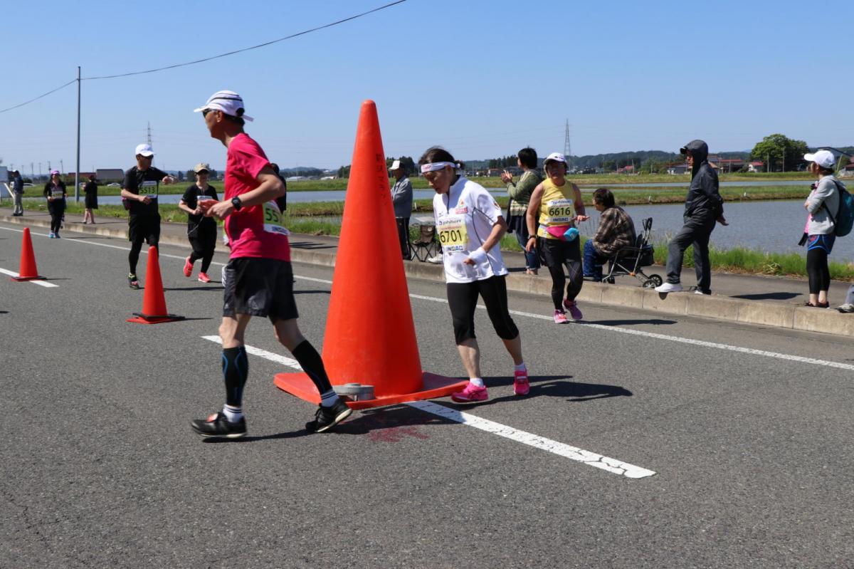 いわて奥州きらめきマラソン2018 フルマラソン5・37.5km給水/10km折り返し 2018/05/20