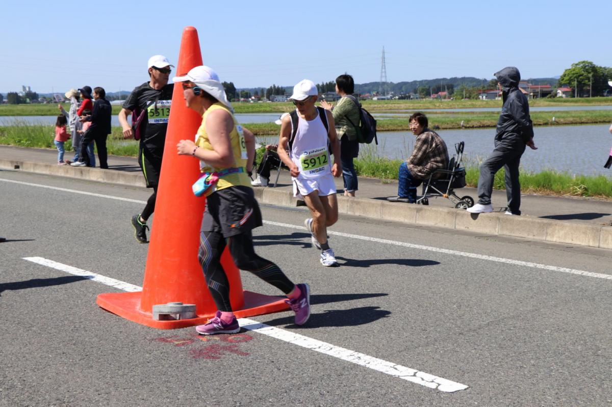 いわて奥州きらめきマラソン2018 フルマラソン5・37.5km給水/10km折り返し 2018/05/20