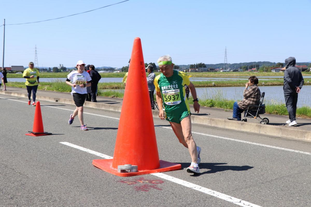いわて奥州きらめきマラソン2018 フルマラソン5・37.5km給水/10km折り返し 2018/05/20
