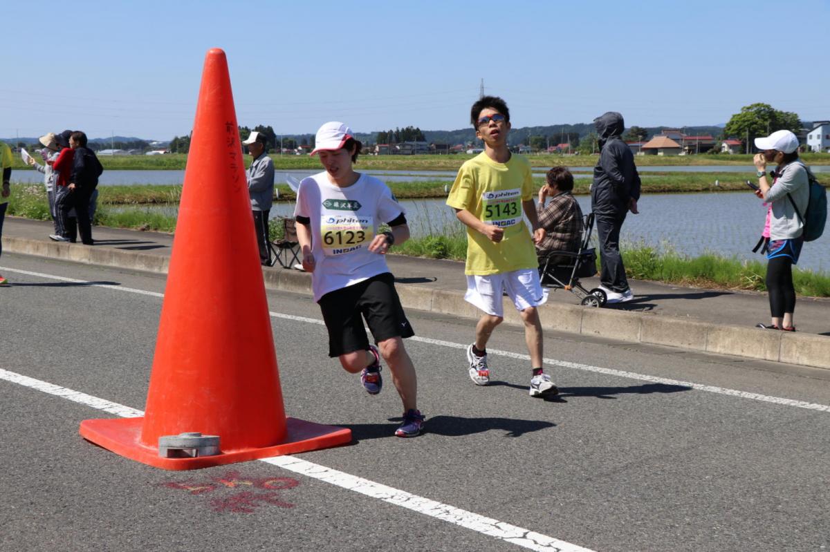 いわて奥州きらめきマラソン2018 フルマラソン5・37.5km給水/10km折り返し 2018/05/20