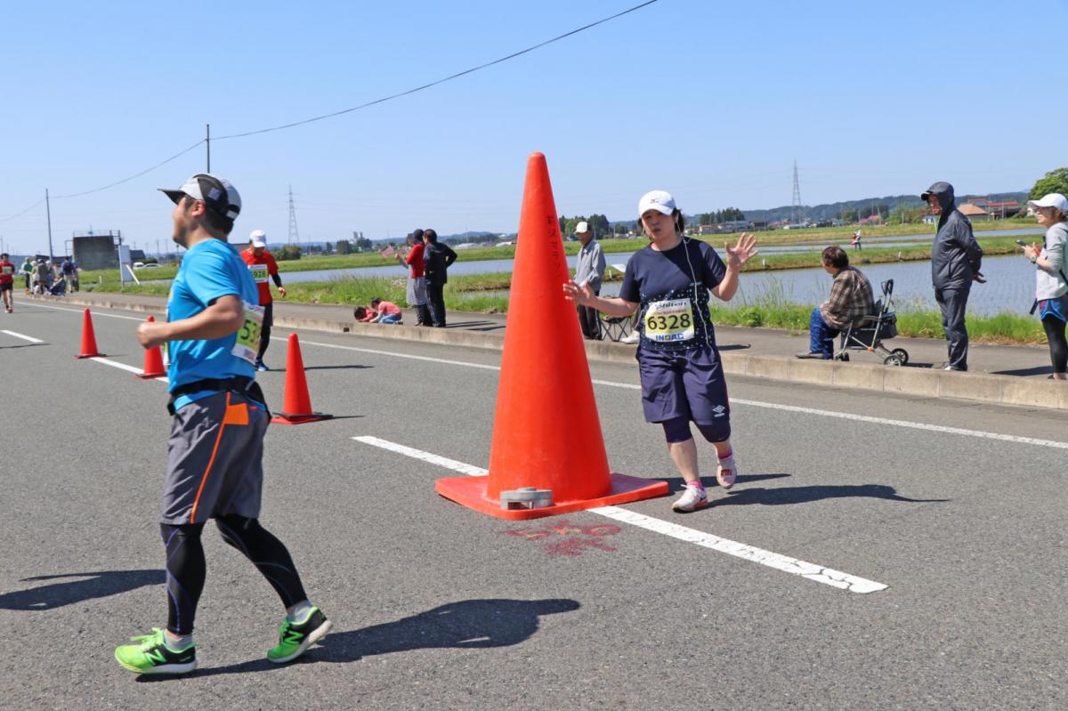 いわて奥州きらめきマラソン2018 フルマラソン5・37.5km給水/10km折り返し 2018/05/20