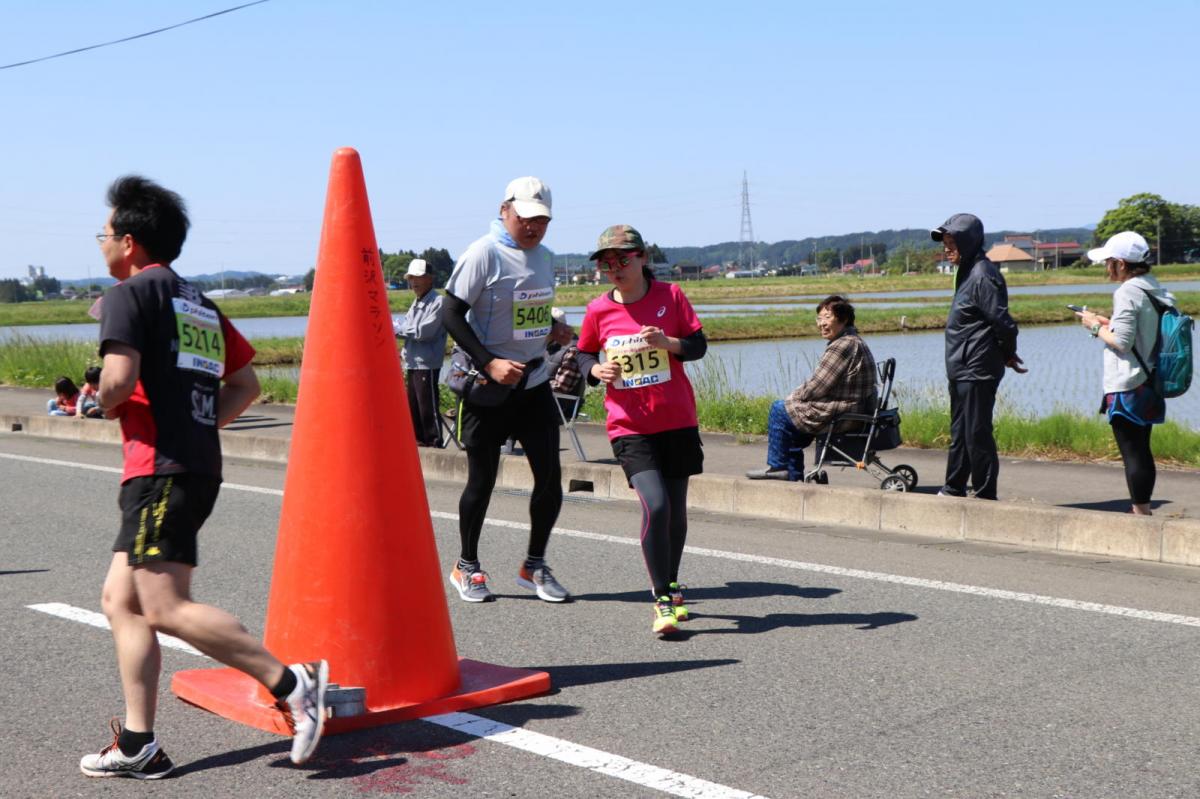 いわて奥州きらめきマラソン2018 フルマラソン5・37.5km給水/10km折り返し 2018/05/20