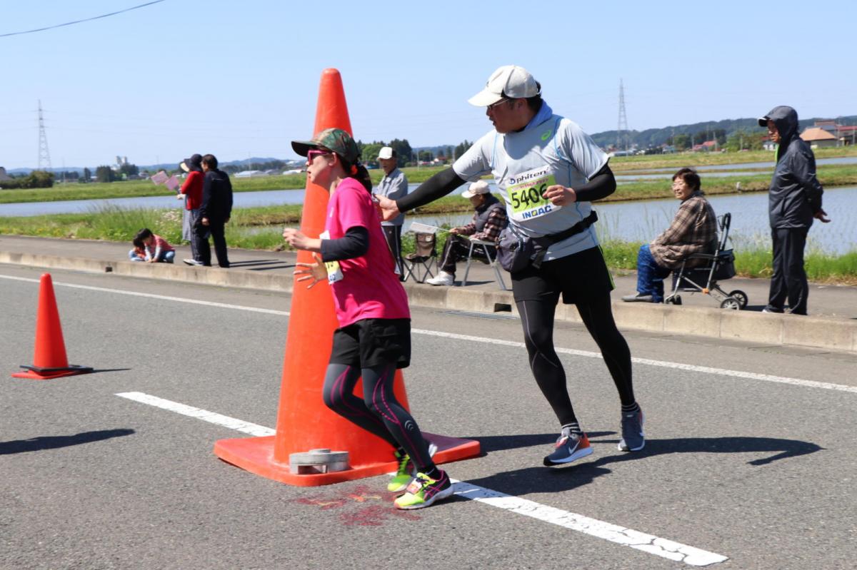いわて奥州きらめきマラソン2018 フルマラソン5・37.5km給水/10km折り返し 2018/05/20
