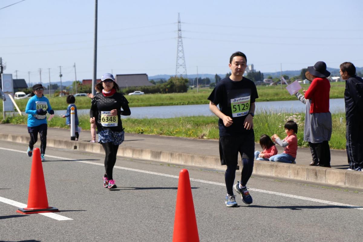 いわて奥州きらめきマラソン2018 フルマラソン5・37.5km給水/10km折り返し 2018/05/20