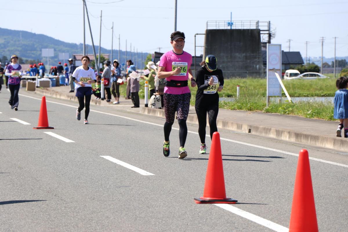 いわて奥州きらめきマラソン2018 フルマラソン5・37.5km給水/10km折り返し 2018/05/20