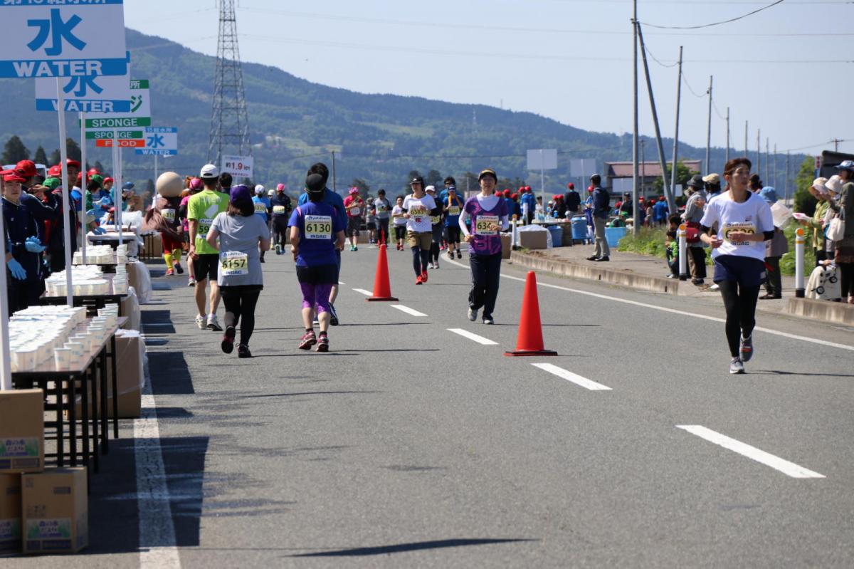 いわて奥州きらめきマラソン2018 フルマラソン5・37.5km給水/10km折り返し 2018/05/20