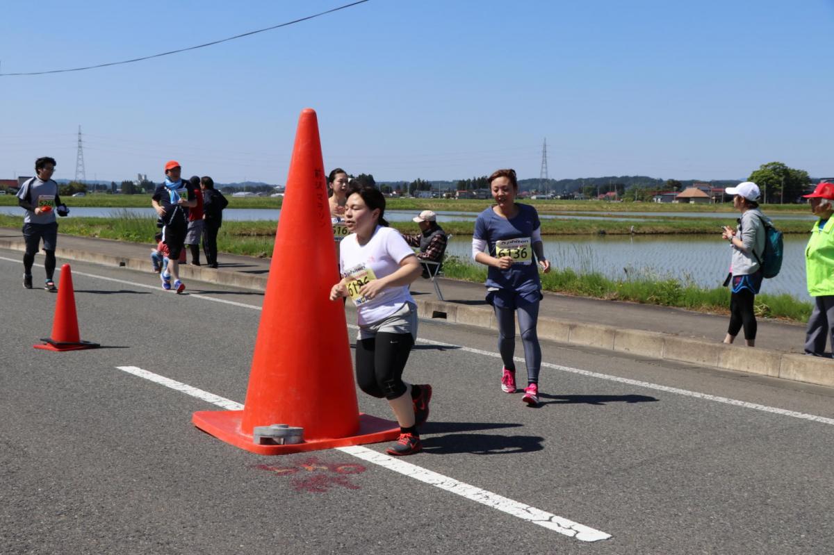 いわて奥州きらめきマラソン2018 フルマラソン5・37.5km給水/10km折り返し 2018/05/20