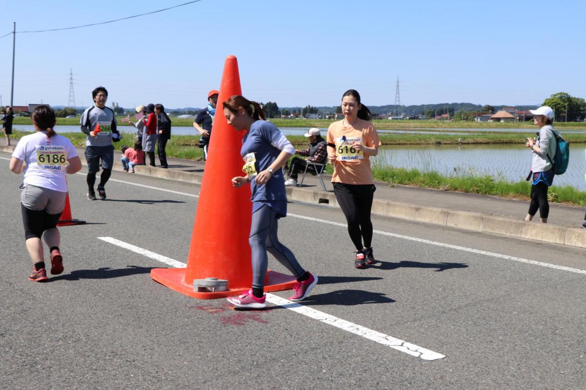 いわて奥州きらめきマラソン2018 フルマラソン5・37.5km給水/10km折り返し 2018/05/20