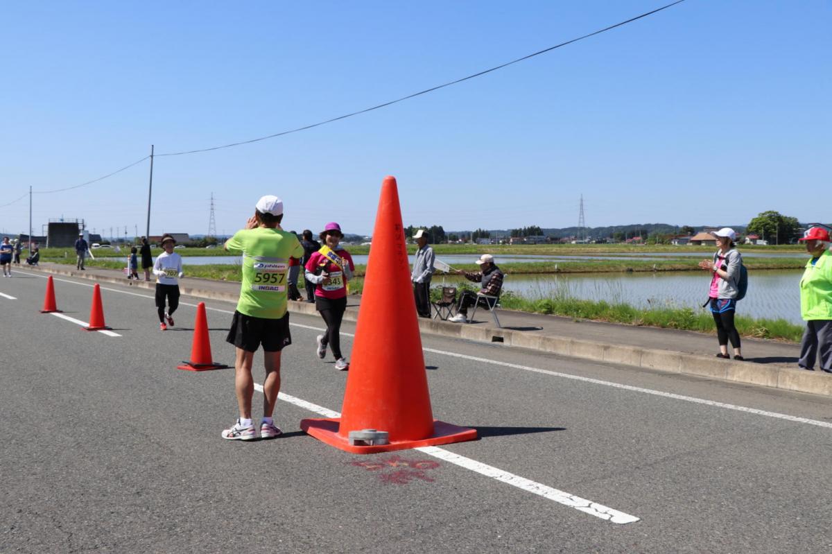 いわて奥州きらめきマラソン2018 フルマラソン5・37.5km給水/10km折り返し 2018/05/20