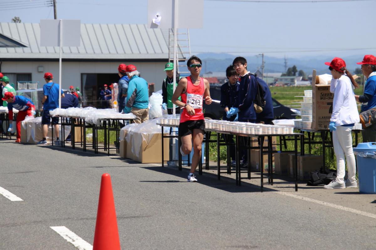 いわて奥州きらめきマラソン2018 フルマラソン5・37.5km給水/10km折り返し 2018/05/20