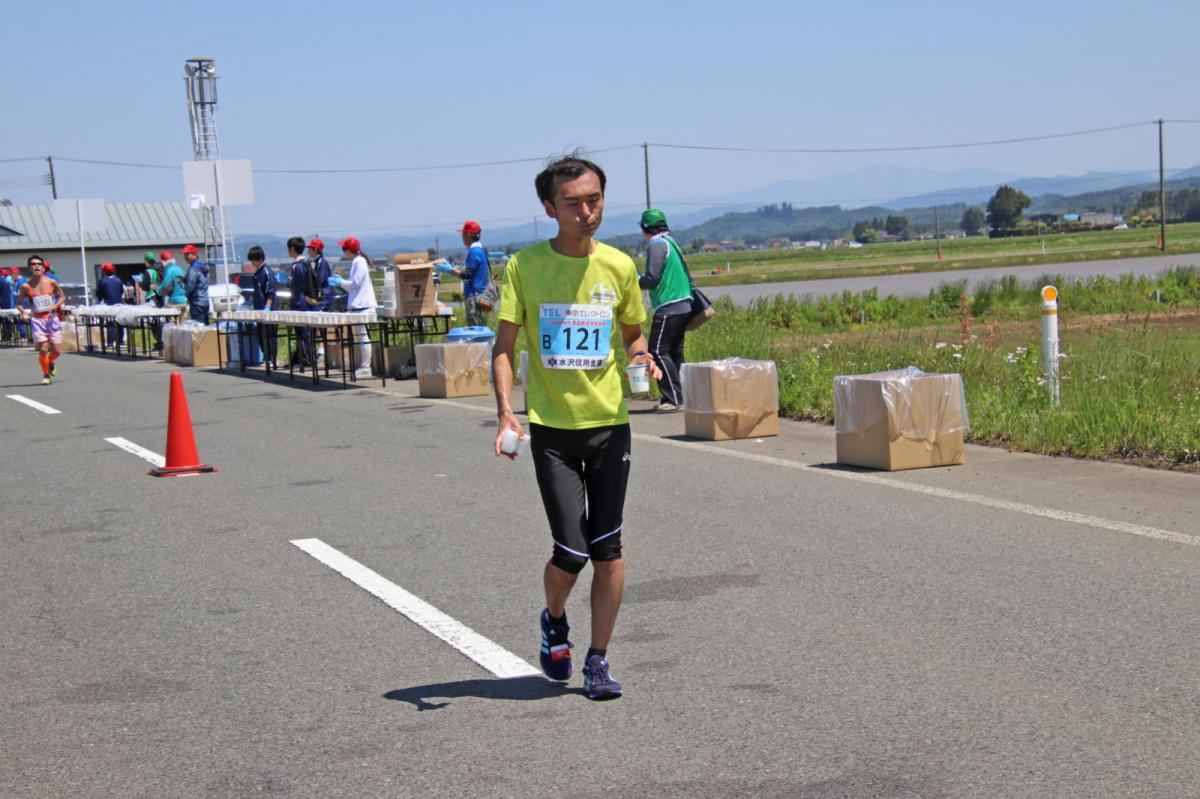 いわて奥州きらめきマラソン2018 フルマラソン5・37.5km給水/10km折り返し 2018/05/20
