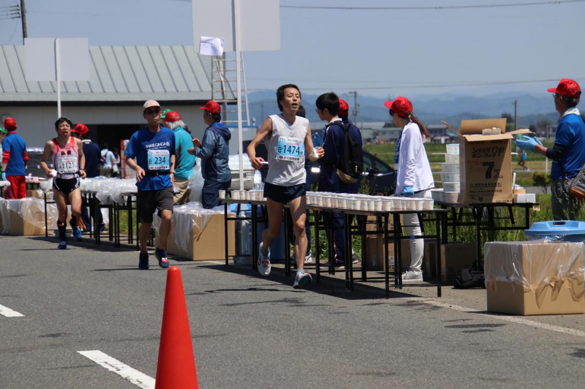 いわて奥州きらめきマラソン2018 フルマラソン5・37.5km給水/10km折り返し 2018/05/20