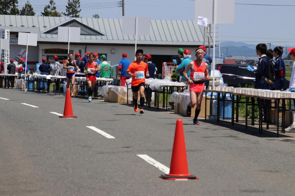 いわて奥州きらめきマラソン2018 フルマラソン5・37.5km給水/10km折り返し 2018/05/20