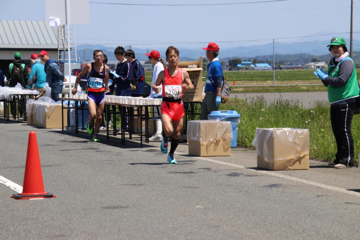 いわて奥州きらめきマラソン2018 フルマラソン5・37.5km給水/10km折り返し 2018/05/20
