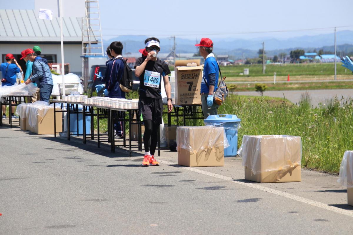 いわて奥州きらめきマラソン2018 フルマラソン5・37.5km給水/10km折り返し 2018/05/20