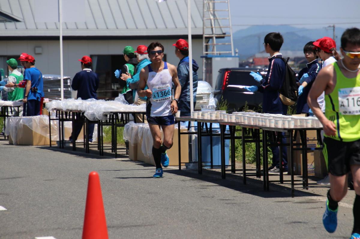 いわて奥州きらめきマラソン2018 フルマラソン5・37.5km給水/10km折り返し 2018/05/20