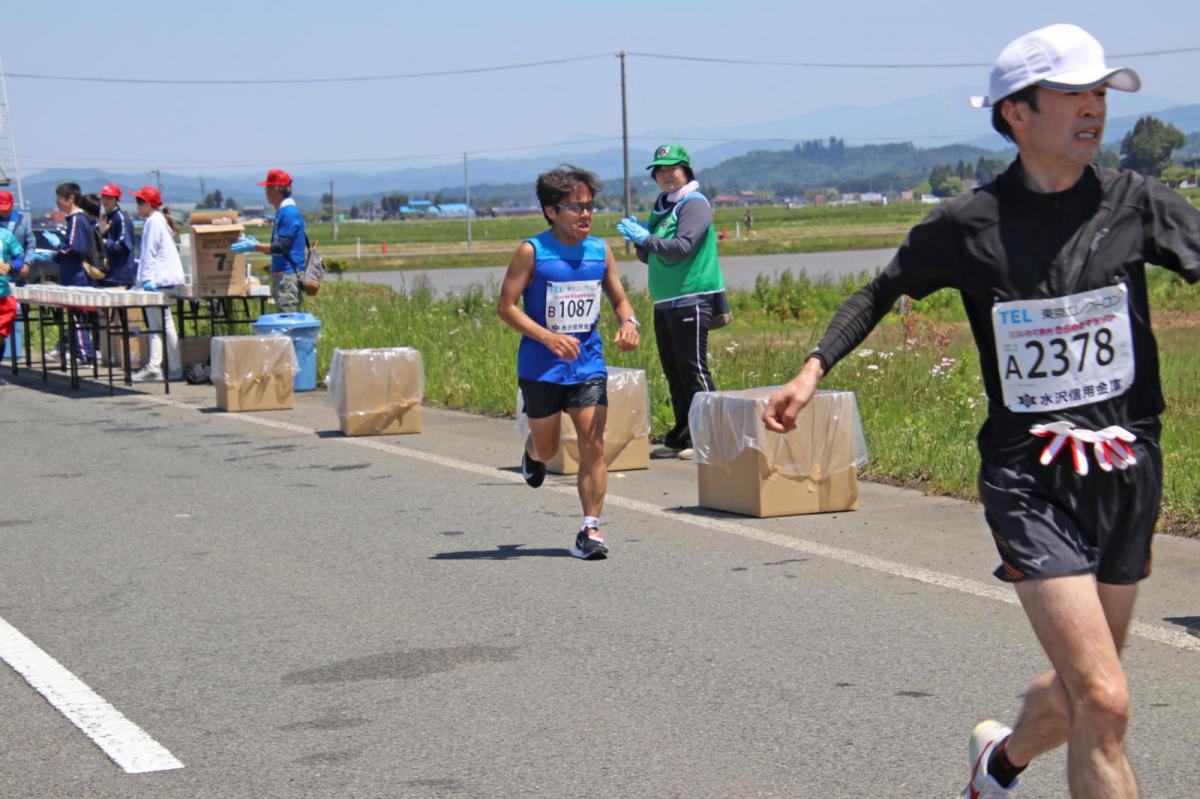 いわて奥州きらめきマラソン2018 フルマラソン5・37.5km給水/10km折り返し 2018/05/20