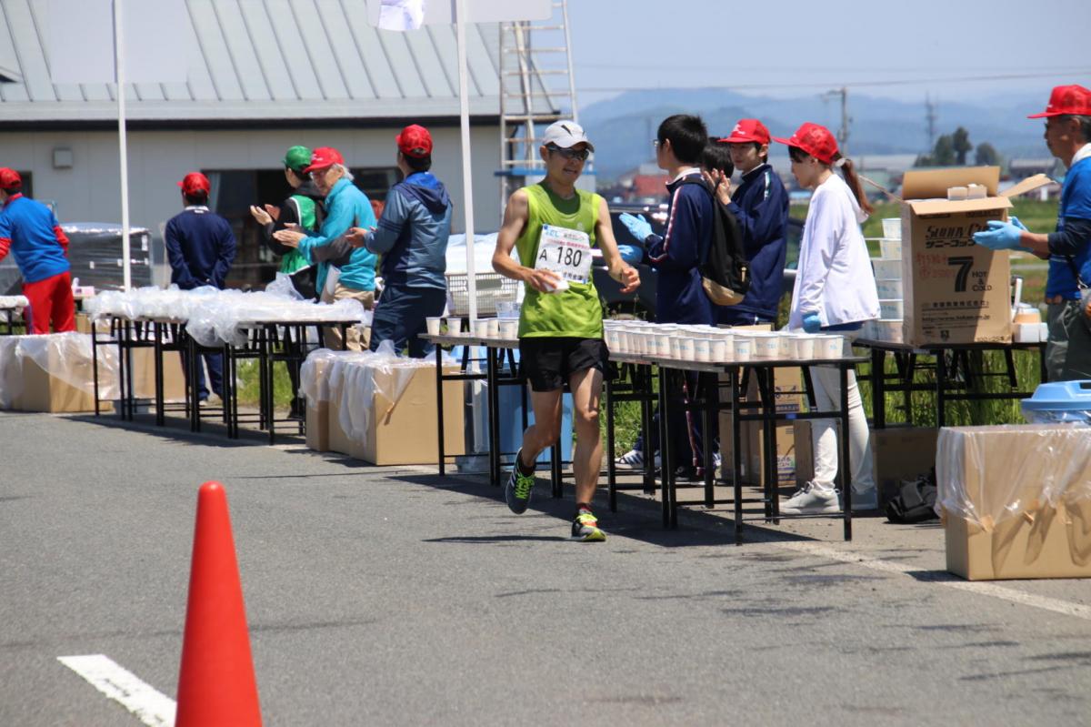 いわて奥州きらめきマラソン2018 フルマラソン5・37.5km給水/10km折り返し 2018/05/20