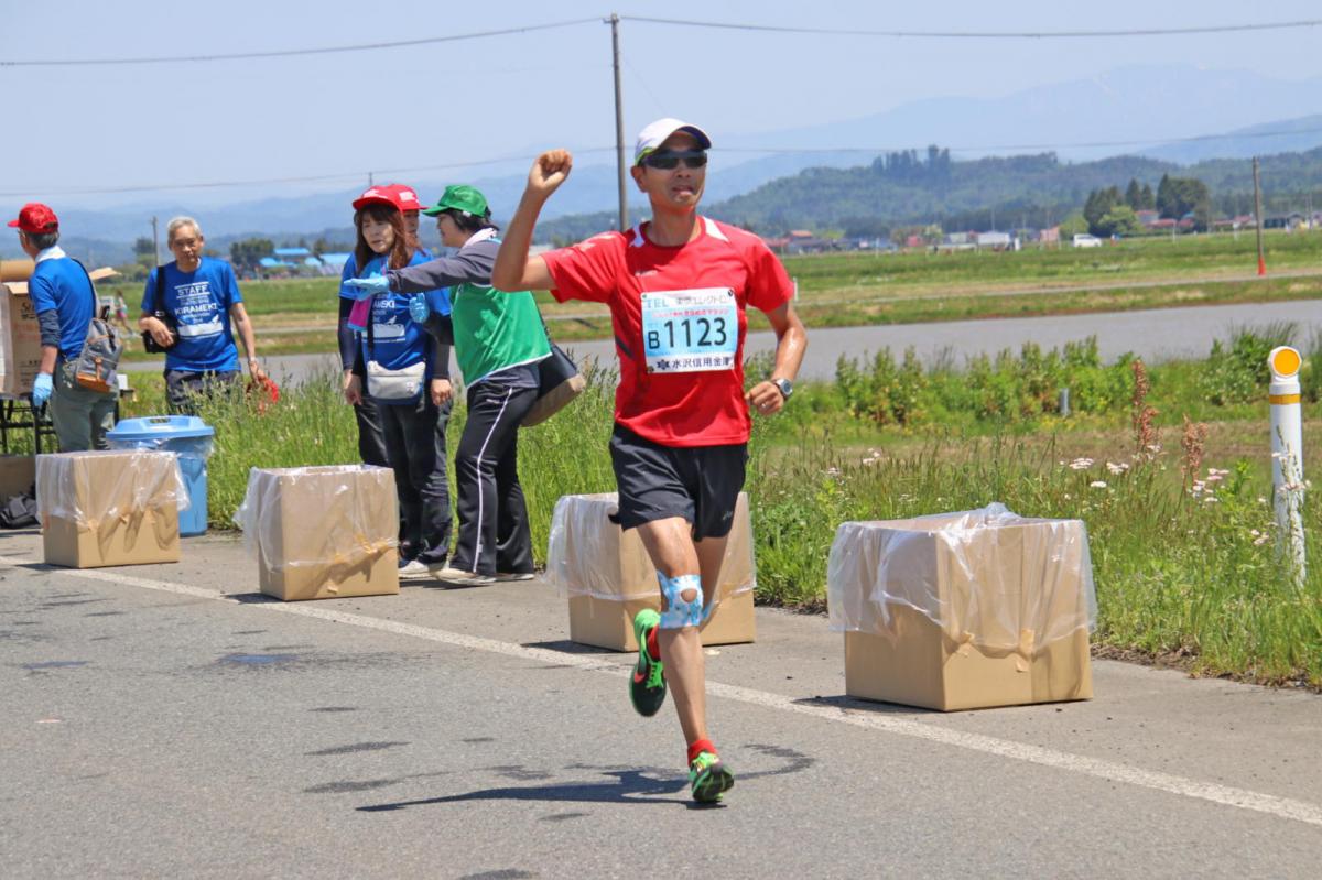 いわて奥州きらめきマラソン2018 フルマラソン5・37.5km給水/10km折り返し 2018/05/20