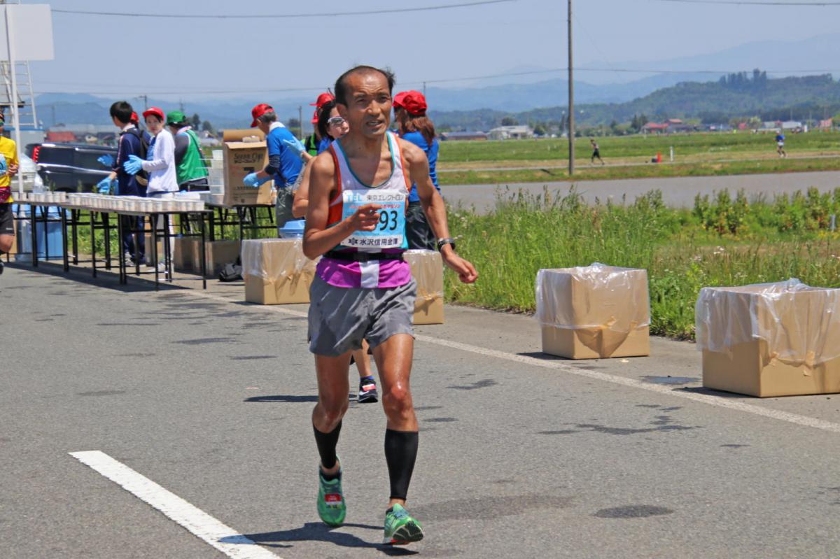 いわて奥州きらめきマラソン2018 フルマラソン5・37.5km給水/10km折り返し 2018/05/20