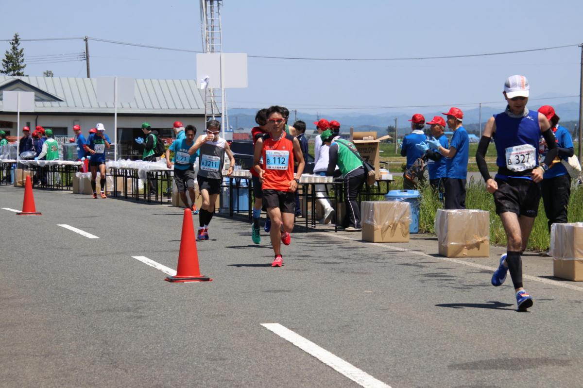 いわて奥州きらめきマラソン2018 フルマラソン5・37.5km給水/10km折り返し 2018/05/20