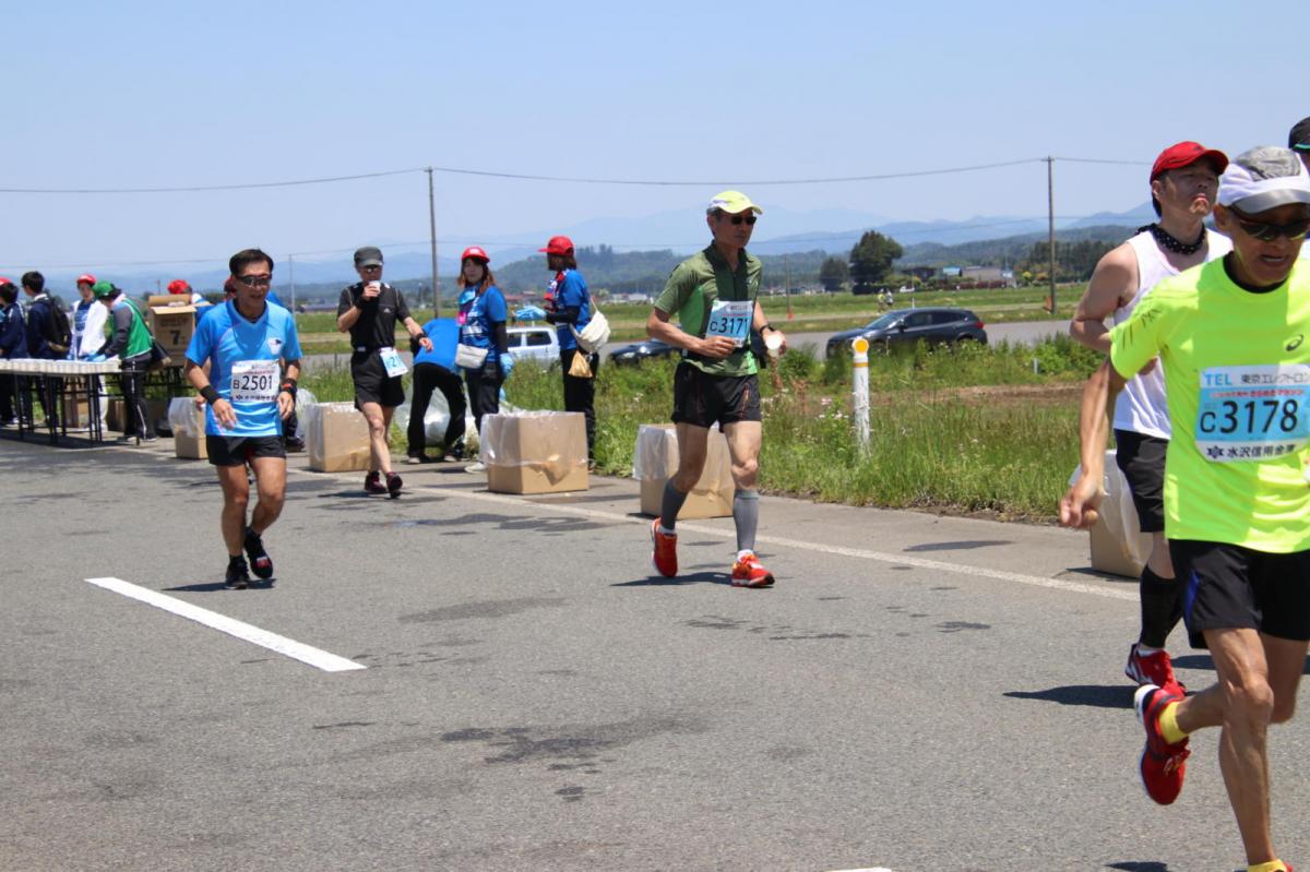 いわて奥州きらめきマラソン2018 フルマラソン5・37.5km給水/10km折り返し 2018/05/20