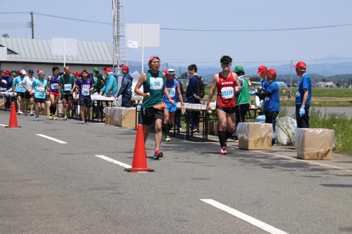 いわて奥州きらめきマラソン2018 フルマラソン5・37.5km給水/10km折り返し 2018/05/20