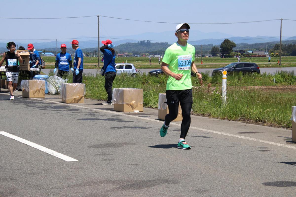 いわて奥州きらめきマラソン2018 フルマラソン5・37.5km給水/10km折り返し 2018/05/20