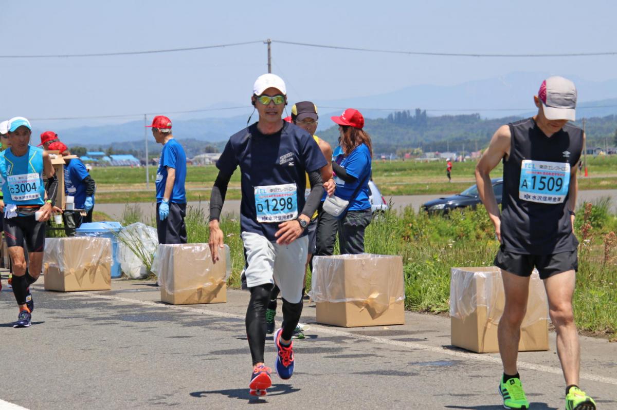 いわて奥州きらめきマラソン2018 フルマラソン5・37.5km給水/10km折り返し 2018/05/20