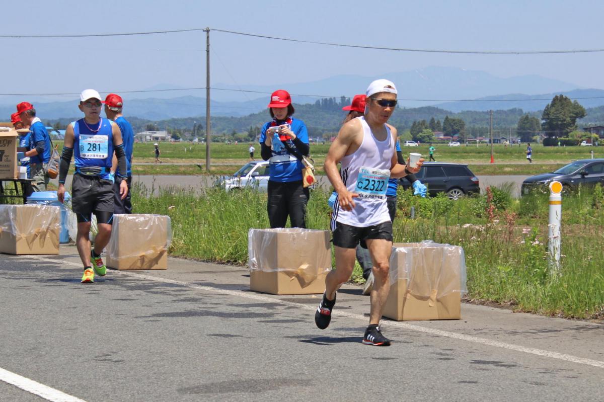 いわて奥州きらめきマラソン2018 フルマラソン5・37.5km給水/10km折り返し 2018/05/20