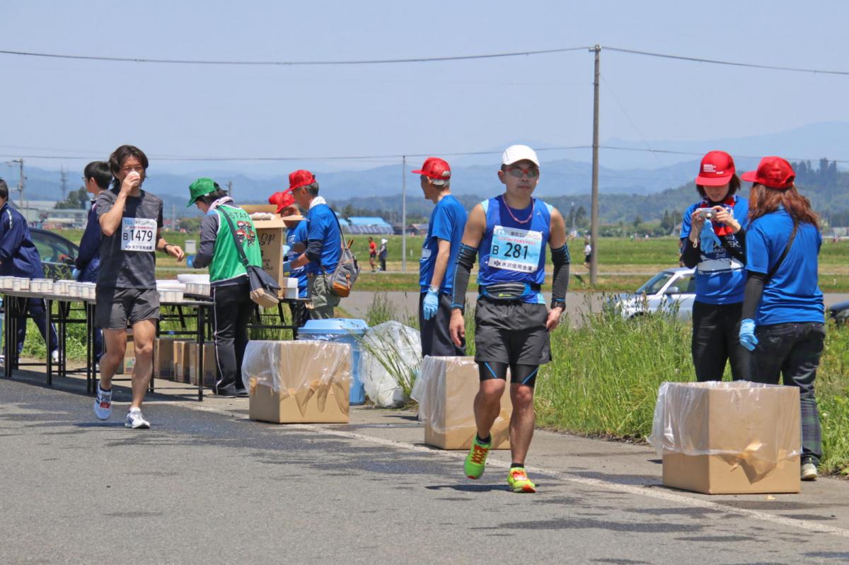 いわて奥州きらめきマラソン2018 フルマラソン5・37.5km給水/10km折り返し 2018/05/20