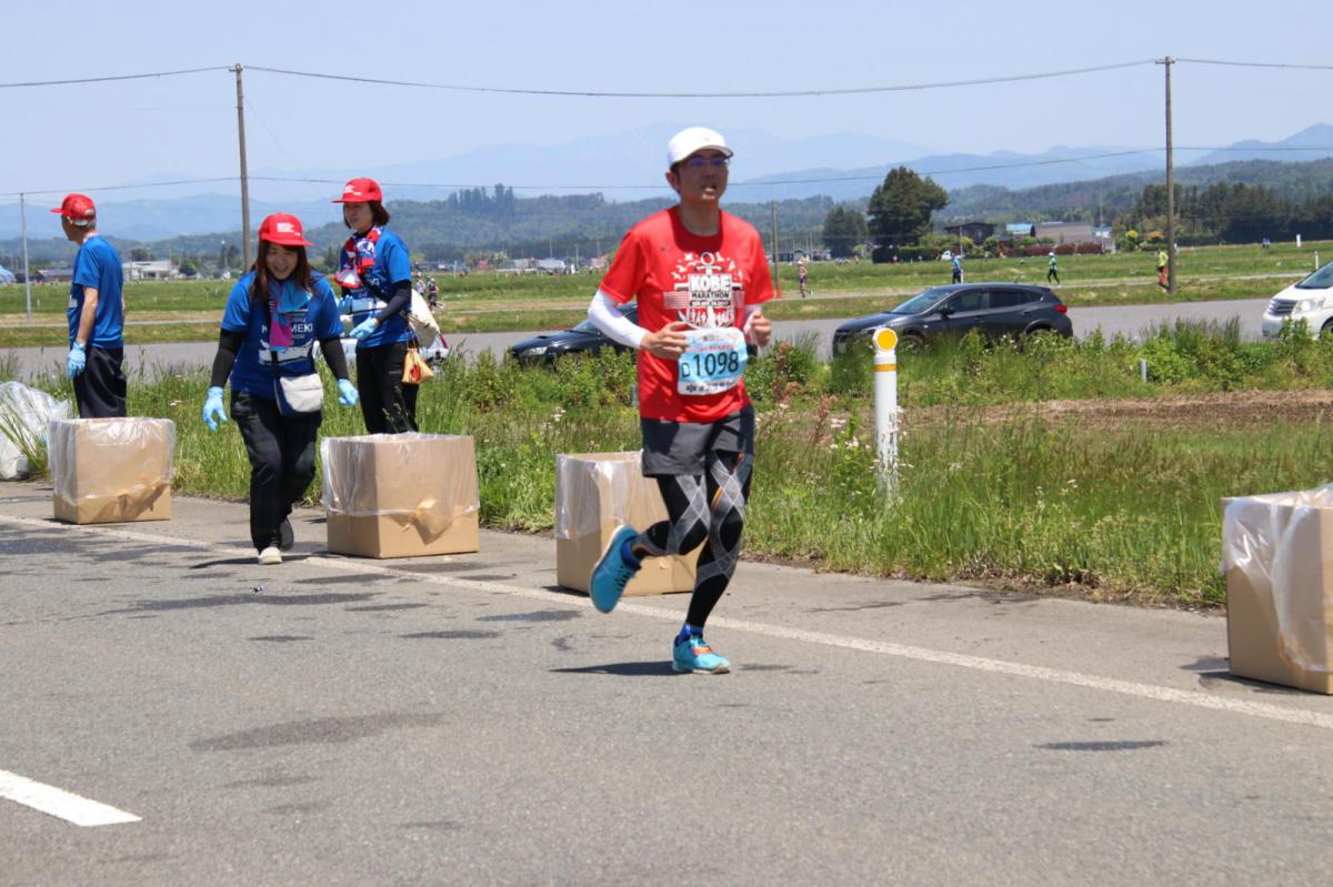 いわて奥州きらめきマラソン2018 フルマラソン5・37.5km給水/10km折り返し 2018/05/20